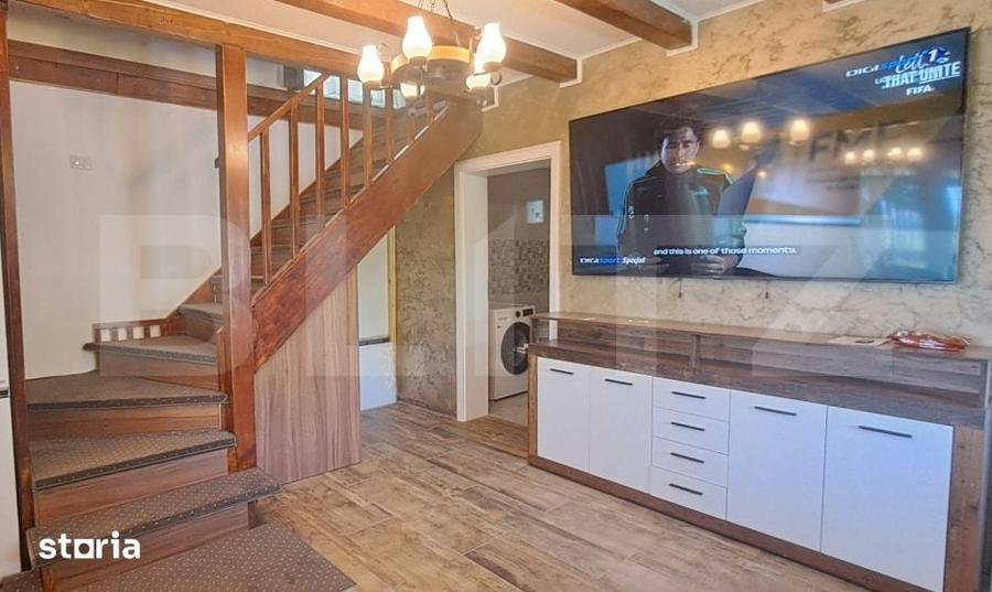 Casă cu 4 camere cu Teren 6500 Mp în Ucea