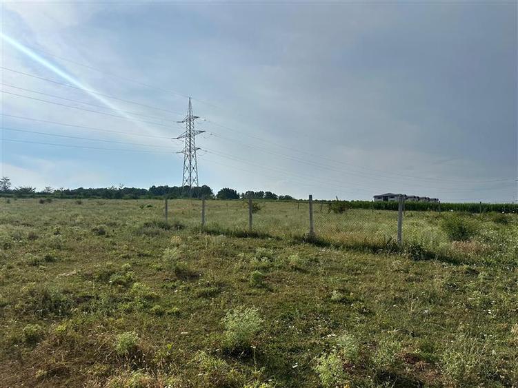 Teren agricol intravilan de 633 mp, în Ciurea