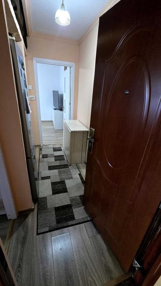 Garsonieră decomandată în Ostroveni