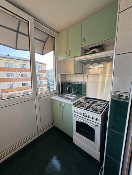 Apartament cu 2 camere decomandat, mobilat în Rovine