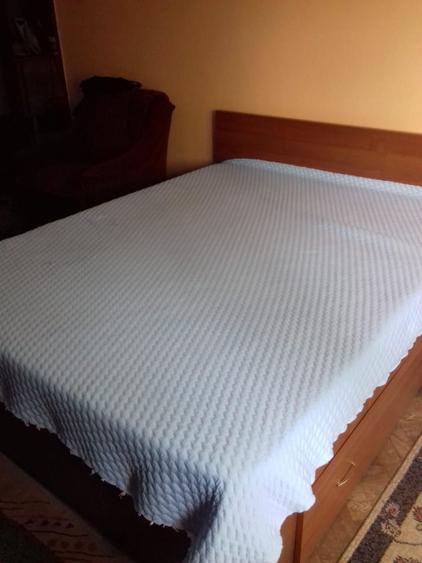 Apartament cu 3 camere decomandat în Nufărul