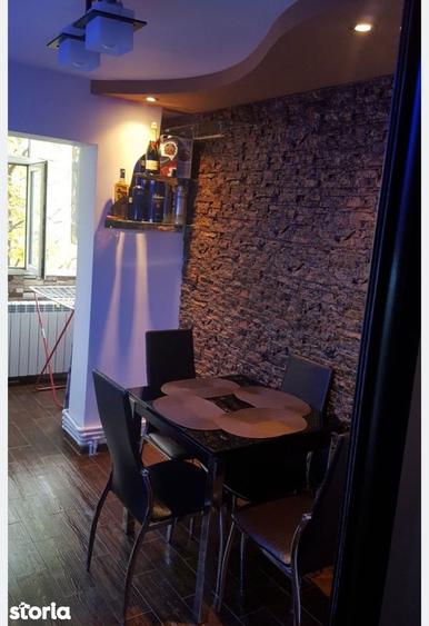 Apartament cu 2 camere decomandat, mobilat în Radu Negru