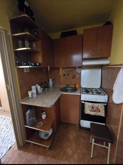 Garsonieră semidecomandată în Buziașului