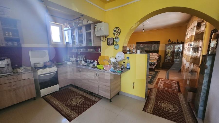 Casă individuală cu 3 camere cu Canalizare în Sângeorgiu de Mureș