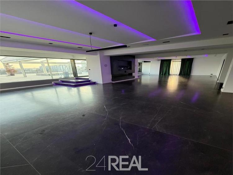 Apartament cu 2 camere decomandat în Tei