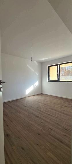 Apartament cu 3 camere decomandat în Țiglina 2