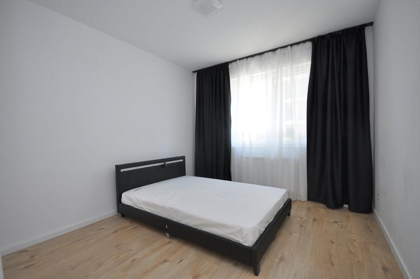 Apartament cu 3 camere decomandat în Prelungirea Ghencea