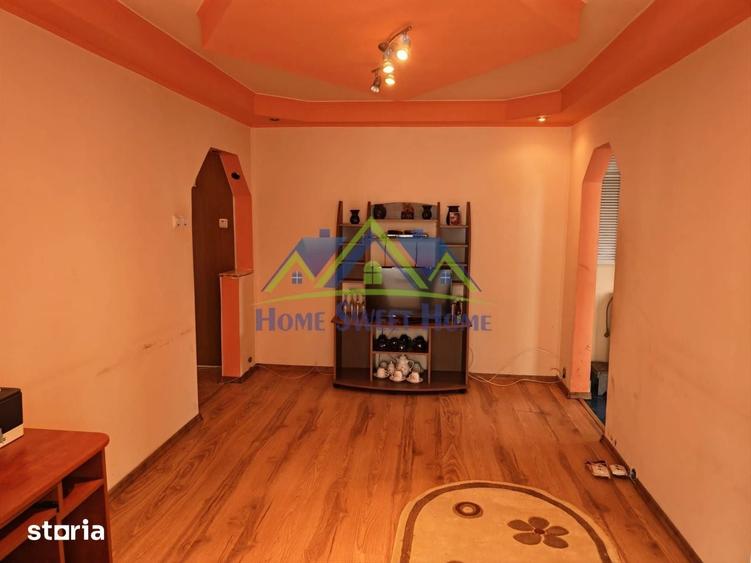 Apartament cu 2 camere semidecomandat în Central
