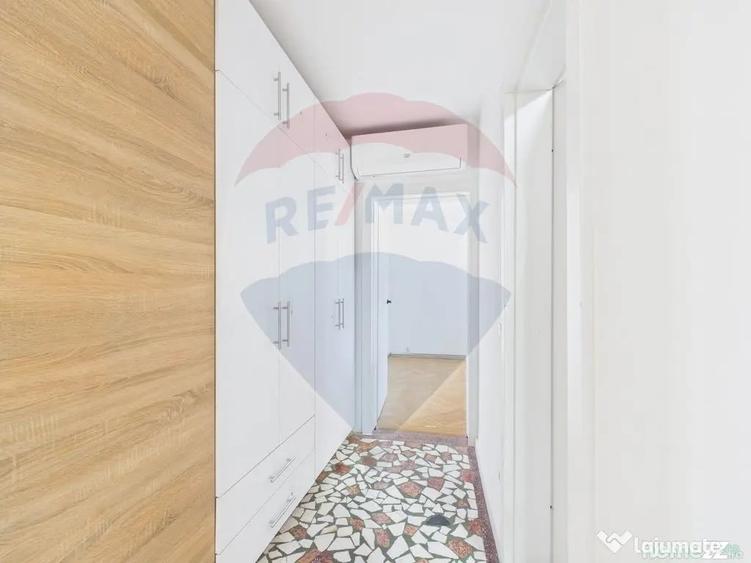 Apartament cu 3 camere decomandat în Lacul Tei