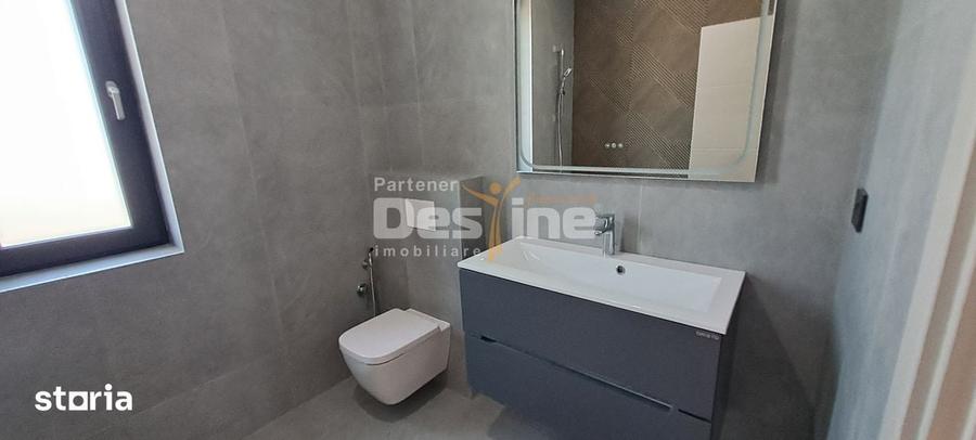 Casă cu 4 camere cu Teren 500 Mp în Bârnova
