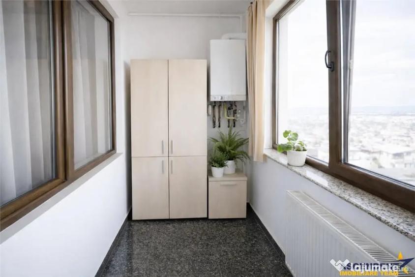 Apartament cu 2 camere decomandat în Vest