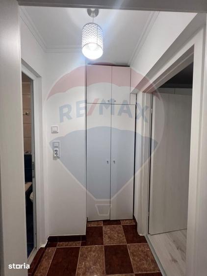 Apartament cu 4 camere, mobilat în Berceni