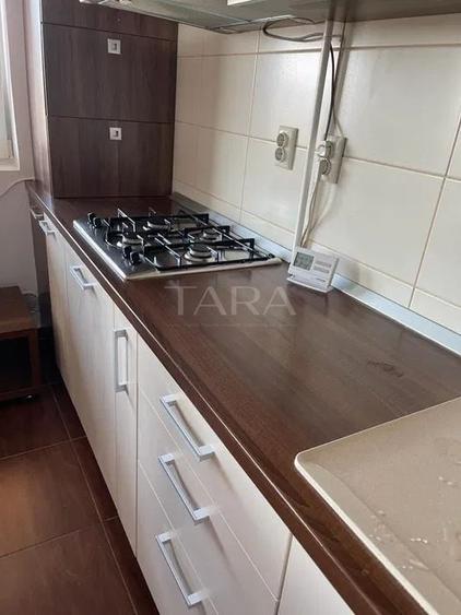 Apartament cu 2 camere semidecomandat, mobilat în Mărăști