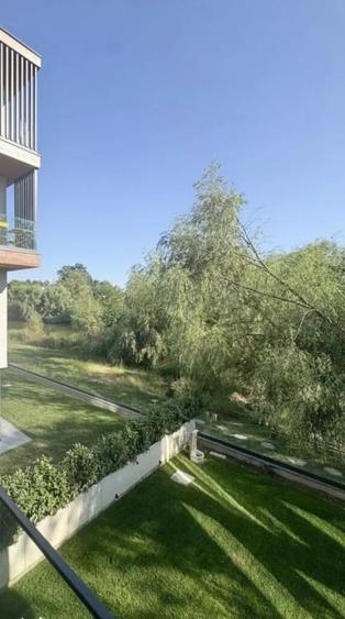 Apartament cu 3 camere în Băneasa