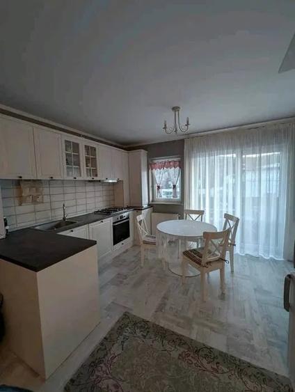 Apartament cu 2 camere semidecomandat, mobilat în Florești — fotografia 1