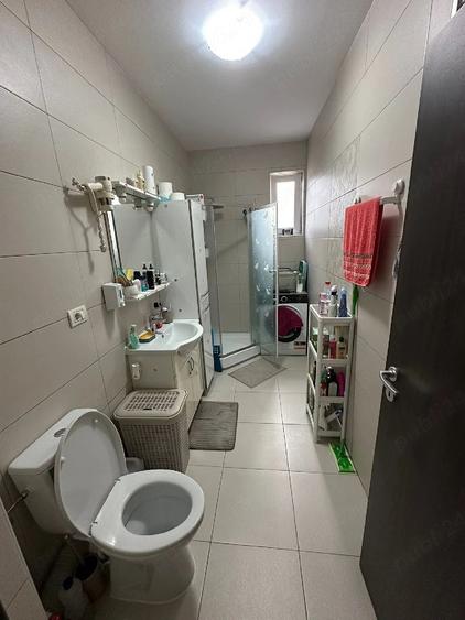 Apartament cu 3 camere decomandat în Giroc