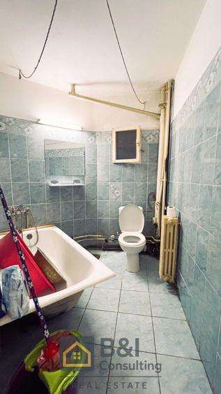 Apartament cu 2 camere decomandat în Nicolina