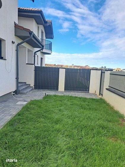 Casă cu 3 camere cu Teren 85 Mp în Central