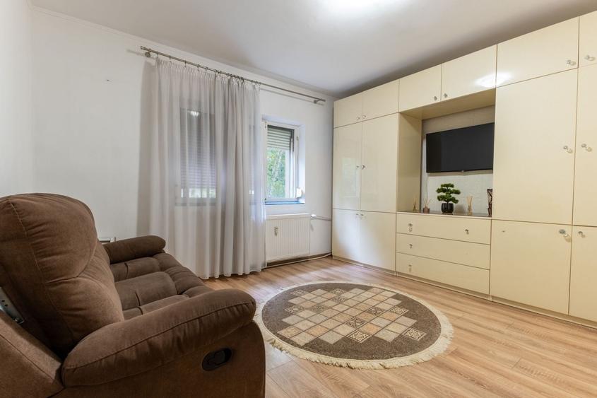 Apartament cu 2 camere decomandat în Decebal