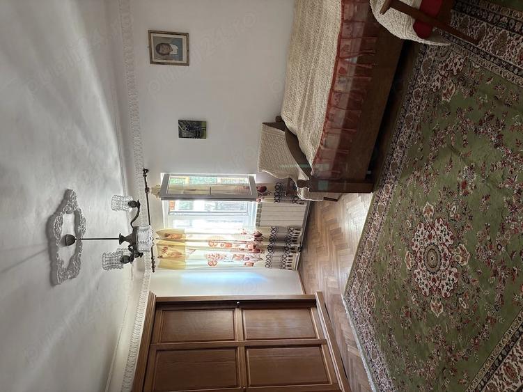 Casă cu 4 camere cu Teren 2700 Mp în Voila