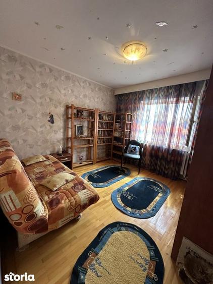 Apartament cu 3 camere decomandat în Tomis Nord