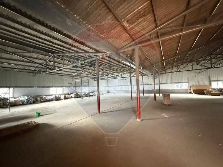Spațiu industrial, de 520 mp, în Exterior Est