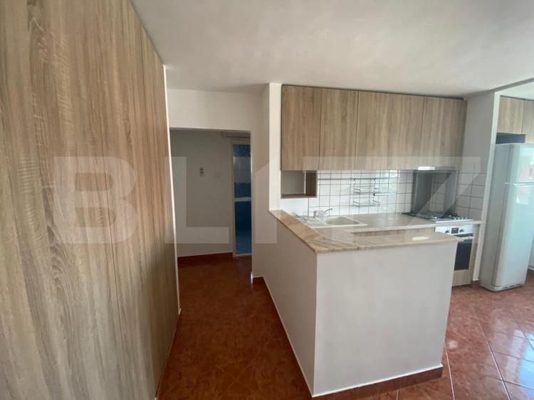 Apartament cu 2 camere decomandat, mobilat în Între Lacuri