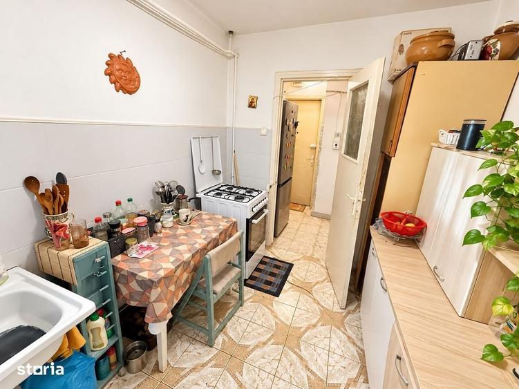 Apartament cu 2 camere în Podu Roș