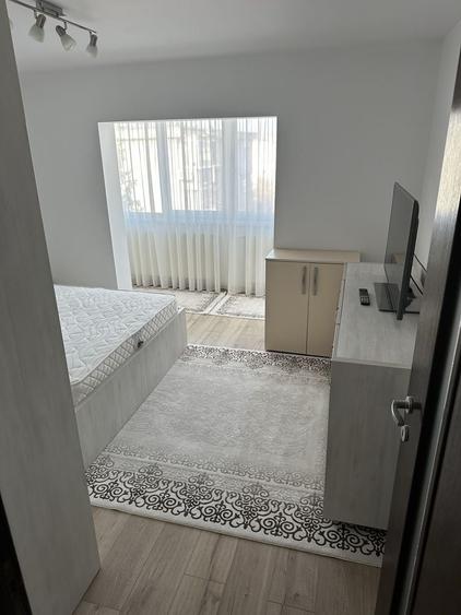 Apartament cu 2 camere decomandat în Scriitorilor