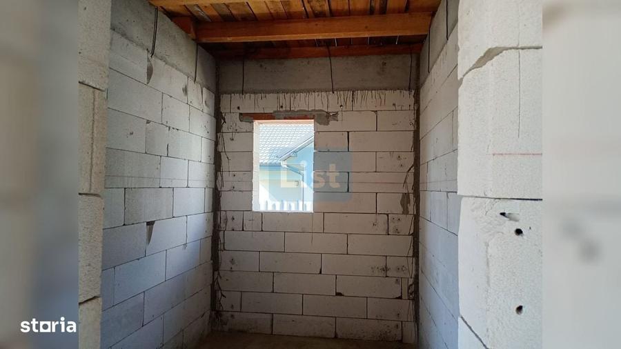 Casă cu 3 camere în Vasile Alecsandri