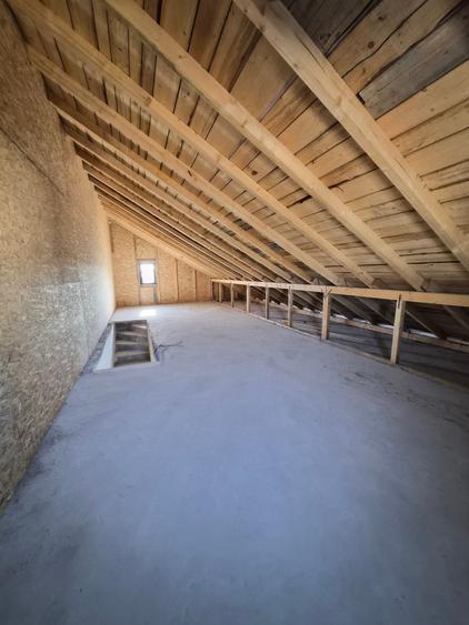 Duplex cu 4 camere cu Canalizare în Haliu