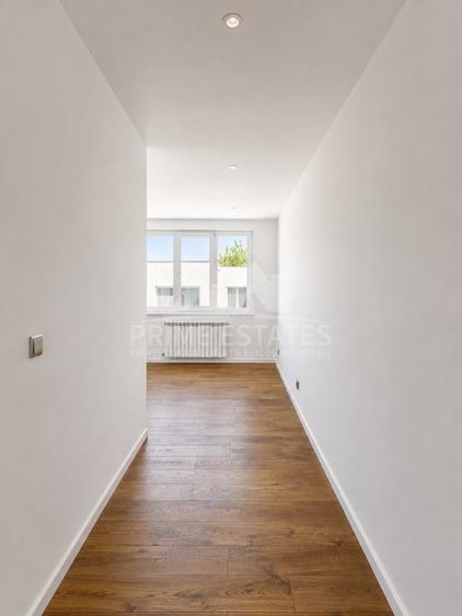 Duplex cu 5 camere cu Canalizare în Tunari