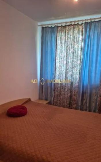 Apartament cu 4 camere semidecomandat, mobilat în Drumul Taberei