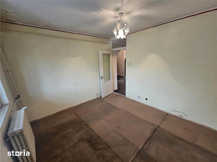 Apartament cu 3 camere în Central