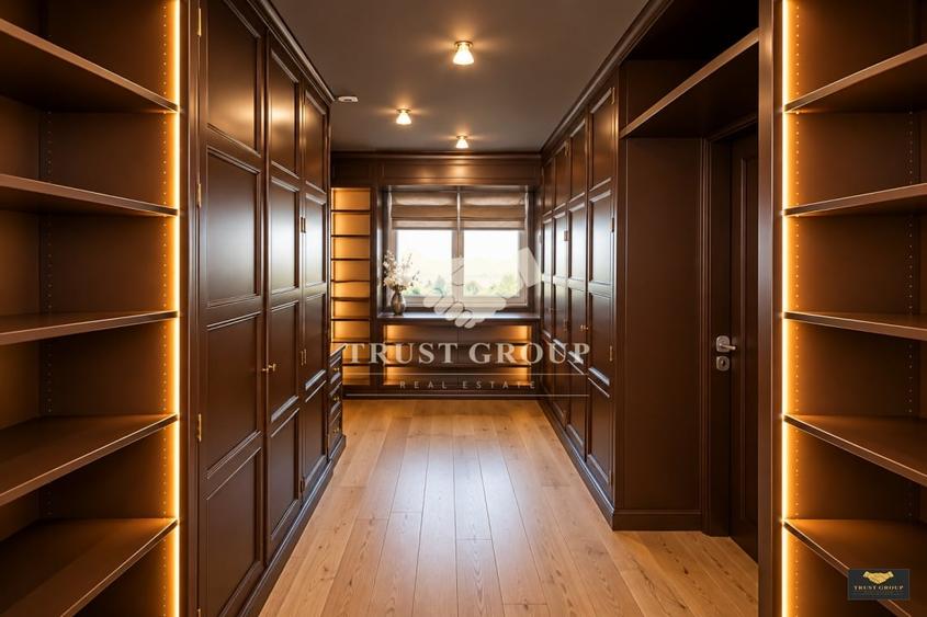 Penthouse cu 4 camere semidecomandat, mobilat în Ultracentral
