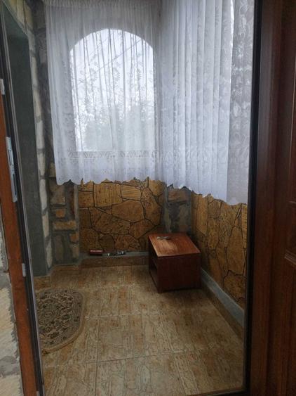 Casă cu 4 camere decomandat în Central