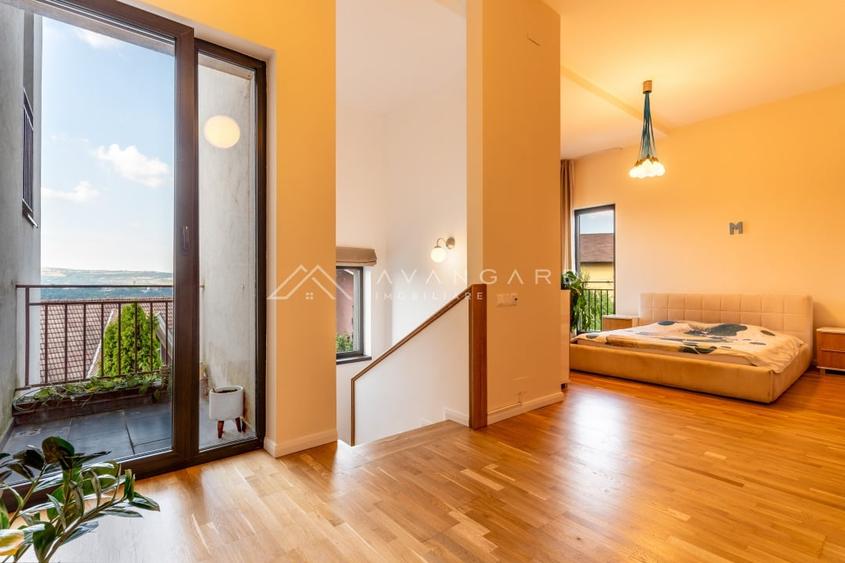 Apartament cu 3 camere semidecomandat, mobilat în Zorilor