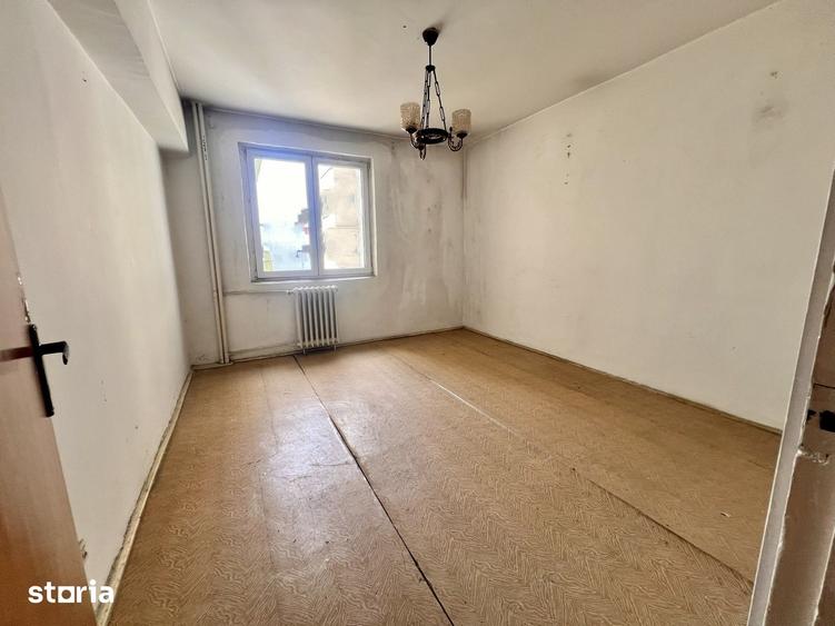Apartament cu 3 camere decomandat în Vatra Luminoasă
