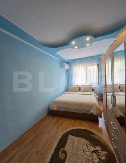 Apartament cu 3 camere decomandat în Micro 40