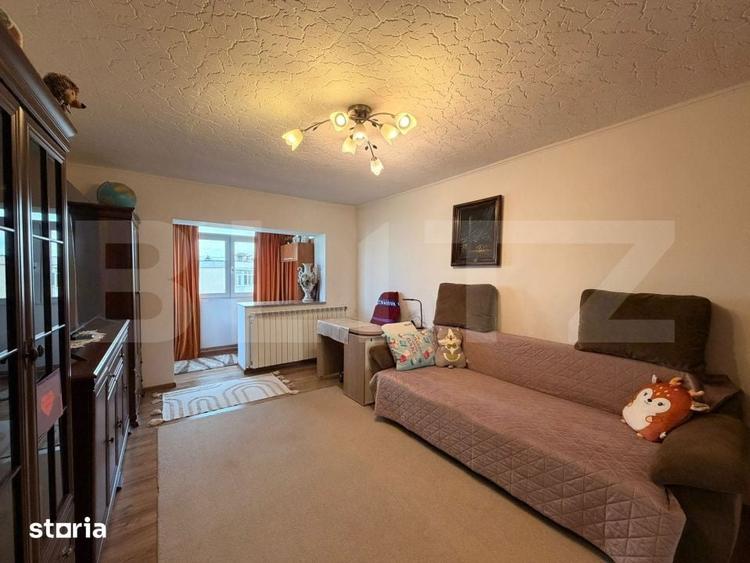 Apartament cu 2 camere decomandat în Craiovița Nouă