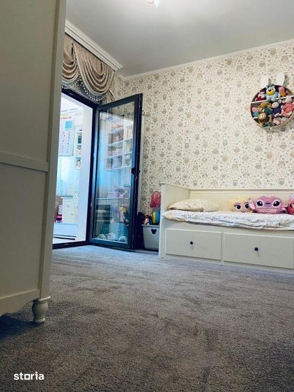 Apartament cu 3 camere decomandat în Faleza Nord