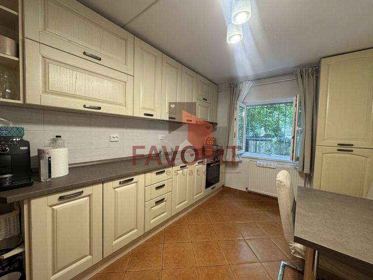 Apartament cu 3 camere decomandat, mobilat în Lipovei — fotografia 1