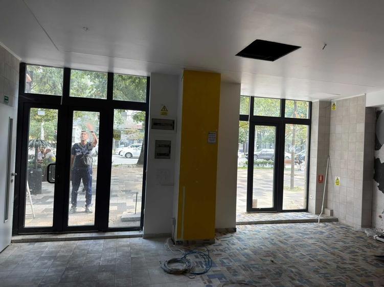 Spațiu comercial, de 40 mp, în Decebal