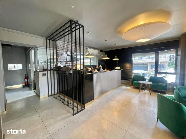 Spațiu comercial, de 200 mp, în Central