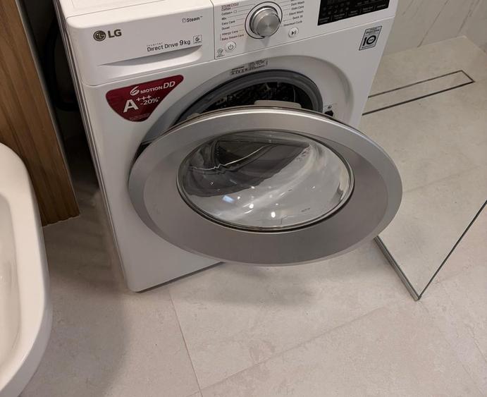 Apartament cu 2 camere decomandat în Popești-Leordeni