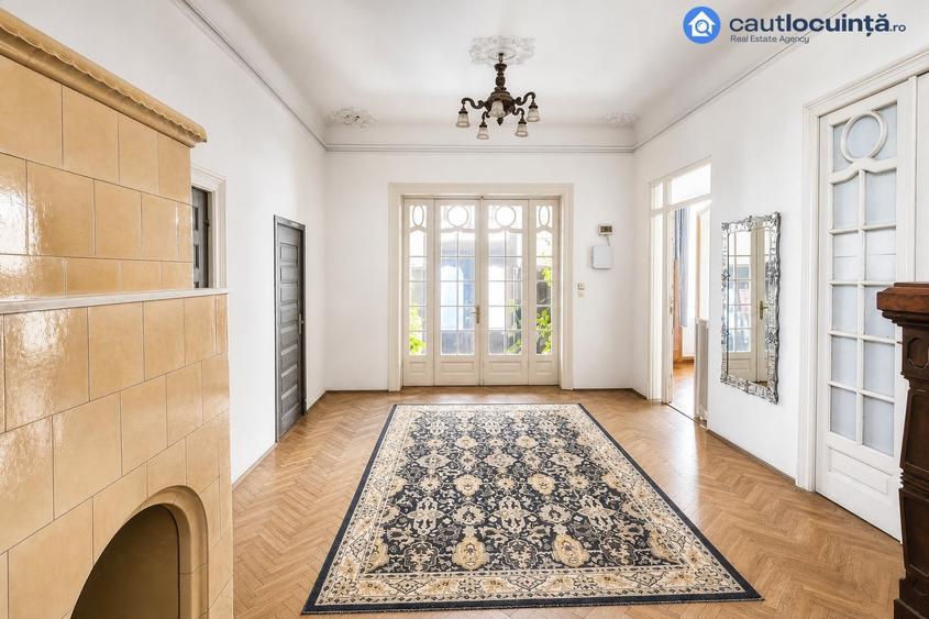 Apartament cu 2 camere în Mitropolie