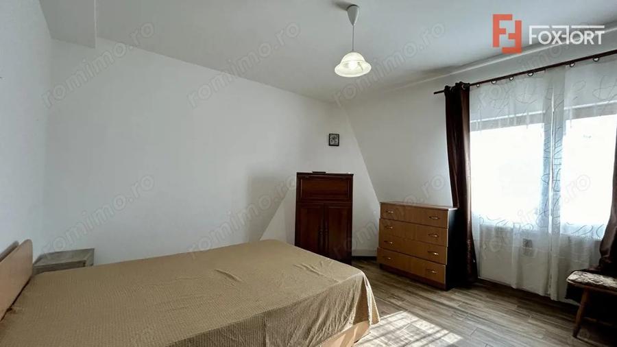 Apartament cu 3 camere semidecomandat, mobilat în Ghiroda