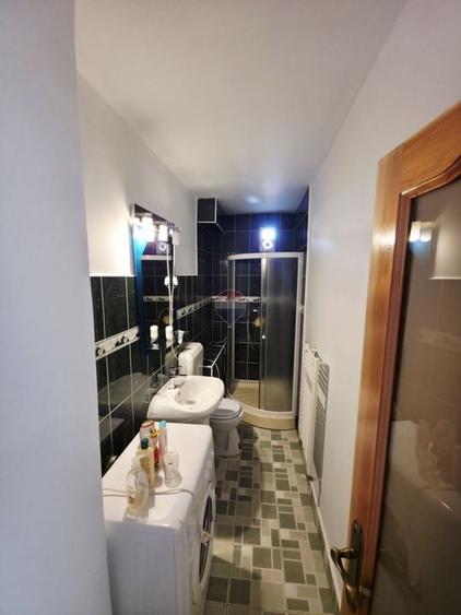 Apartament cu 3 camere decomandat, mobilat în Dărmănești