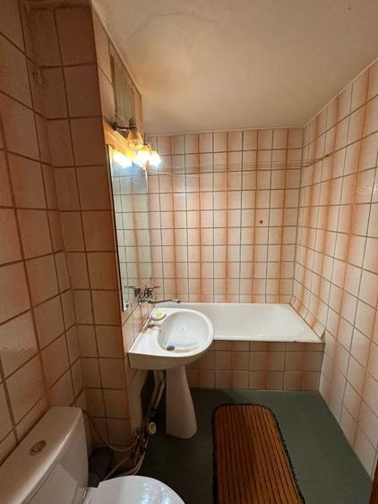 Apartament cu 2 camere decomandat în Eremia