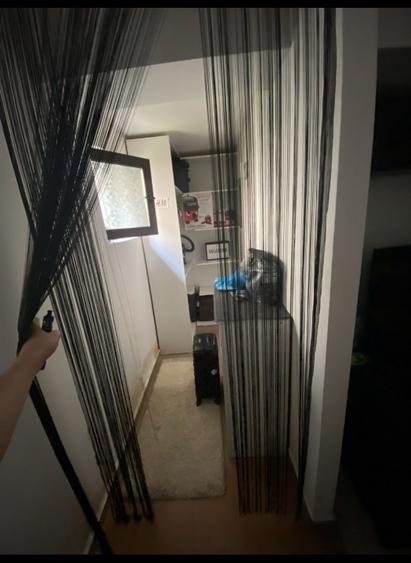 Garsonieră decomandată în 1 Decembrie